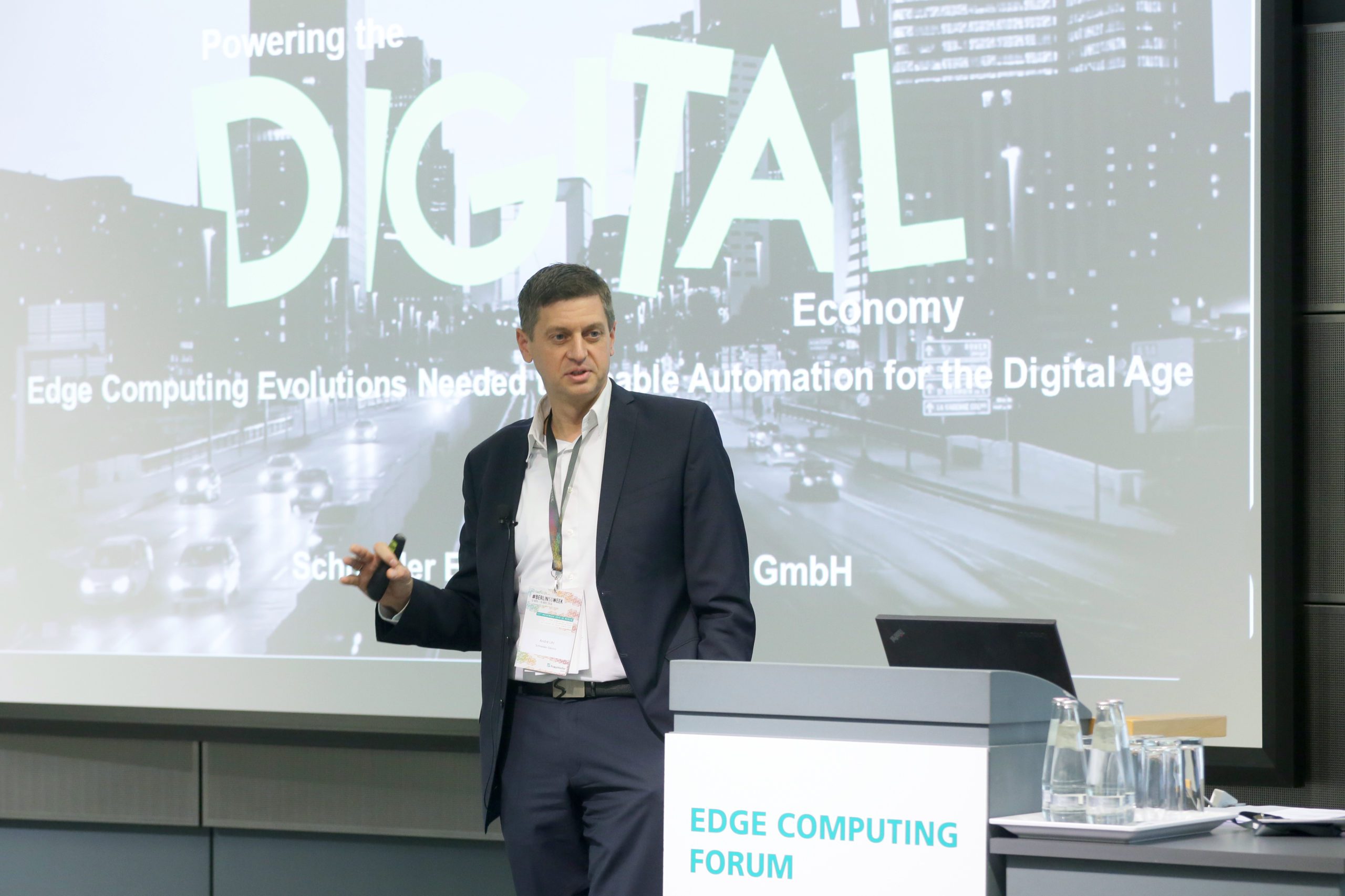 Ede Computing Forum Digital Vortrag Mitarbeiter Konferenz Präsentation